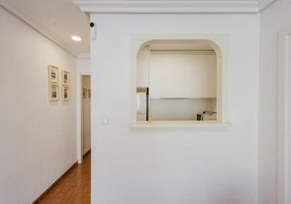 Resale · APARTAMENTO · Torrevieja · Centro