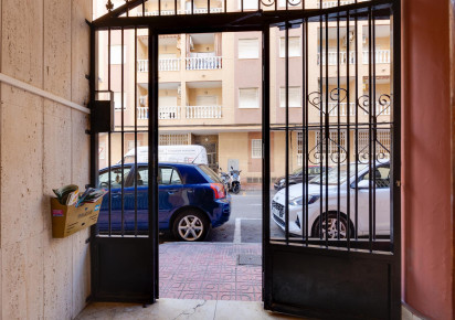 Resale · APARTAMENTO · Torrevieja · Parque de las Naciones