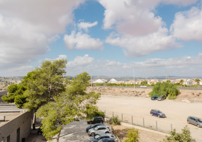Resale · APARTAMENTO · Torrevieja · Parque de las Naciones