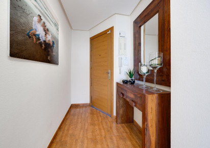 Resale · APARTAMENTO · Torrevieja · Playa Acequion