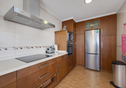 Resale · APARTAMENTO · Torrevieja · Playa Acequion