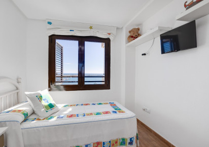 Resale · APARTAMENTO · Torrevieja · Playa Acequion