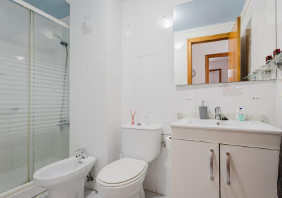 Resale · APARTAMENTO · Torrevieja · Playa de La Acequion