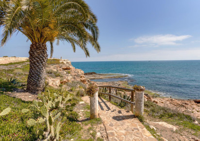 Resale · APARTAMENTO · Torrevieja · PLAYA DE LA MATA