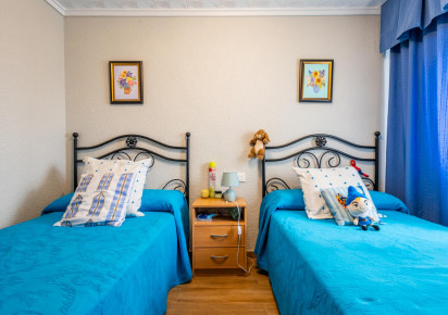Resale · APARTAMENTO · Torrevieja · Playa del Acequión