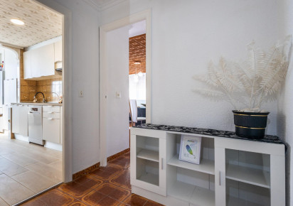 Resale · APARTAMENTO · Torrevieja · Playa del Acequión