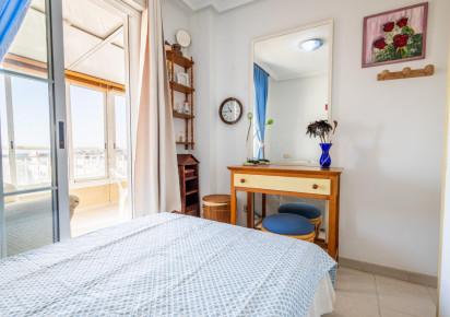 Resale · APARTAMENTO · Torrevieja · Playa del Acequión