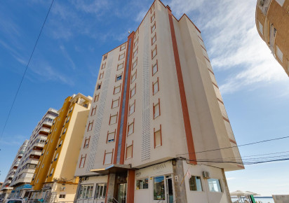 Resale · APARTAMENTO · Torrevieja · Playa del Acequión