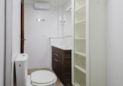 Resale · APARTAMENTO · Torrevieja · Playa del Acequión