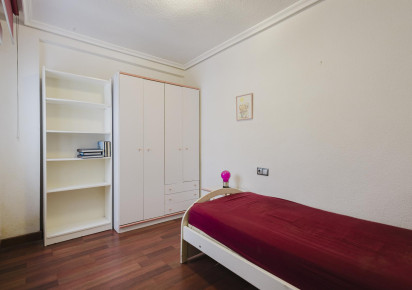 Resale · APARTAMENTO · Torrevieja · Playa del Acequión