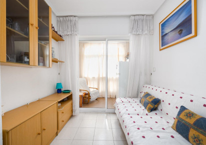 Resale · APARTAMENTO · Torrevieja · Playa del Acequión