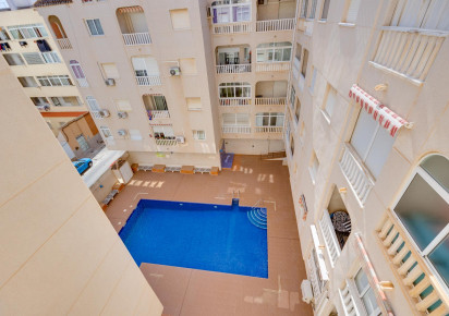 Resale · APARTAMENTO · Torrevieja · Playa del Acequión