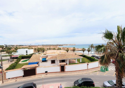 Resale · APARTAMENTO · Torrevieja · Playa Flamenca