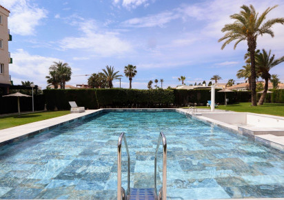 Resale · APARTAMENTO · Torrevieja · Playa Flamenca