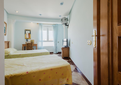 Resale · APARTAMENTO · Torrevieja · PLAYA NAUFRAGOS