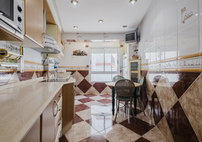 Resale · APARTAMENTO · Torrevieja · PLAYA NAUFRAGOS
