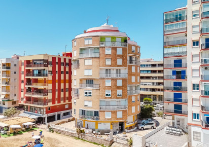 Resale · APARTAMENTO · Torrevieja · PLAYA NAUFRAGOS