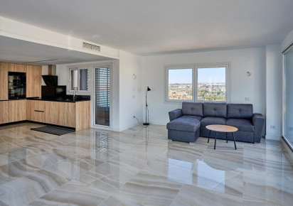 Resale · APARTAMENTO · Torrevieja · Punta Prima