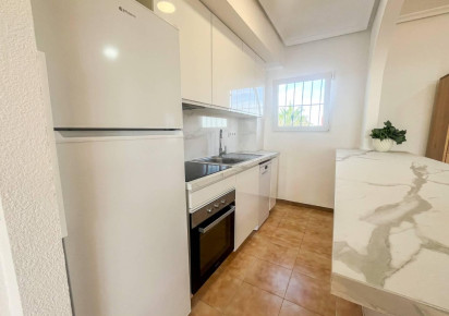 Resale · APARTAMENTO · Torrevieja · Punta Prima