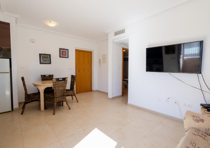 Resale · APARTAMENTO · Torrevieja · Punta Prima