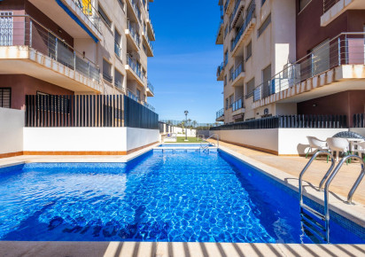 Resale · APARTAMENTO · Torrevieja · Punta Prima