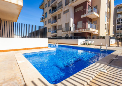 Resale · APARTAMENTO · Torrevieja · Punta Prima