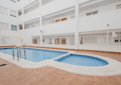 Resale · APARTAMENTO · Torrevieja · Villa Madrid