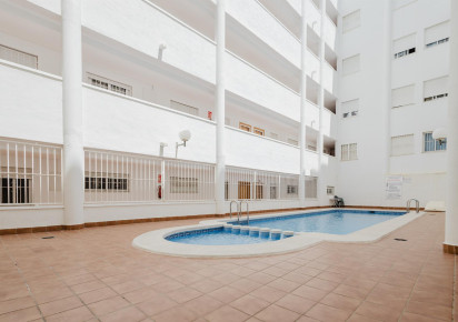 Resale · APARTAMENTO · Torrevieja · Villa Madrid