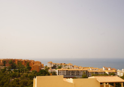 Resale · Apartment · Altea