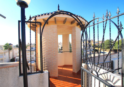 Resale · Apartment · Cabo Roig