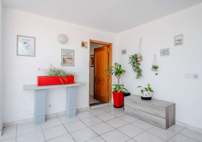Resale · Apartment · Calpe