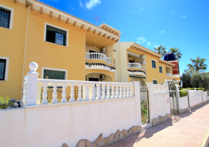 Resale · Apartment · Ciudad Quesada - Doña Pepa