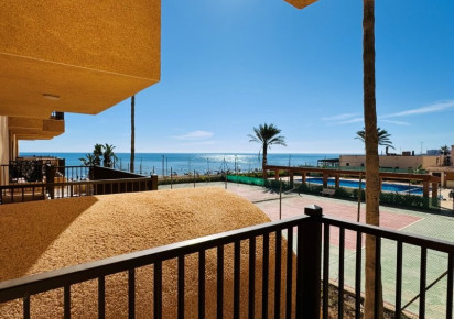 Resale · Apartment · La Mata · Los Europeos