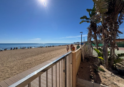 Resale · Apartment · La Mata · Los Europeos