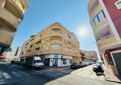 Resale · Apartment · La Mata