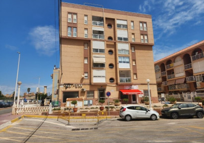 Resale · Apartment · La Mata