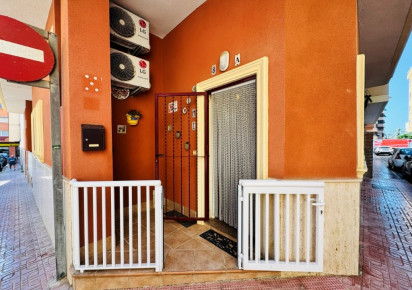 Resale · Apartment · La Mata