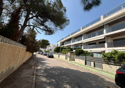 Resale · - APARTMENT · Orihuela Costa · Campoamor