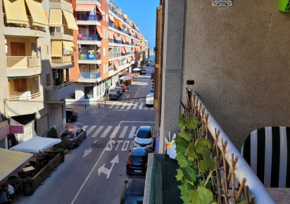 Resale · Apartment · Torrevieja · Acequion
