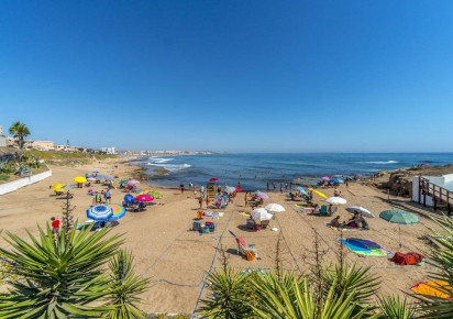 Resale · Apartment · Torrevieja · Cabo cervera