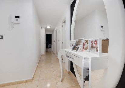 Resale · Apartment · Torrevieja · Centro - Muelle Pesquero