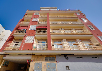Resale · Apartment · Torrevieja · Centro - Muelle Pesquero