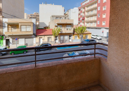 Resale · Apartment · Torrevieja · Centro - Muelle Pesquero