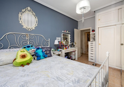 Resale · Apartment · Torrevieja · Centro - Muelle Pesquero