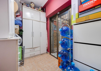 Resale · Apartment · Torrevieja · Centro - Muelle Pesquero