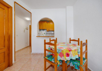 Resale · Apartment · Torrevieja · Centro