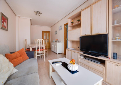 Resale · Apartment · Torrevieja · Centro