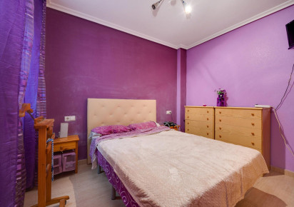 Resale · Apartment · Torrevieja · Centro