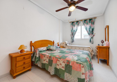 Resale · Apartment · Torrevieja · El Acequión - Los Náufragos