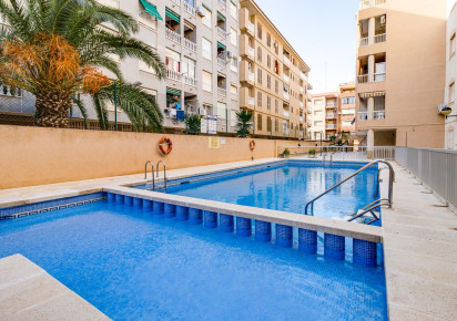 Resale · Apartment · Torrevieja · El Acequión - Los Náufragos
